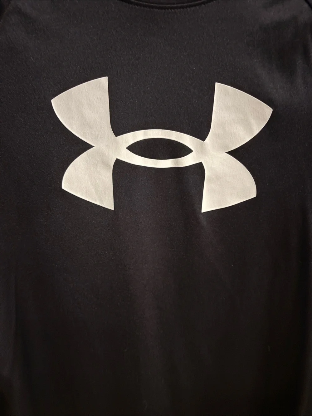 Under Armour UA Tech Textured Short Sleeve - Black- Youth Large MSRP 25$